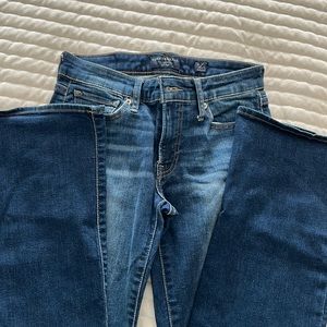 Lucky brand sweet boot size 4/27. Excellent condition no flaws.